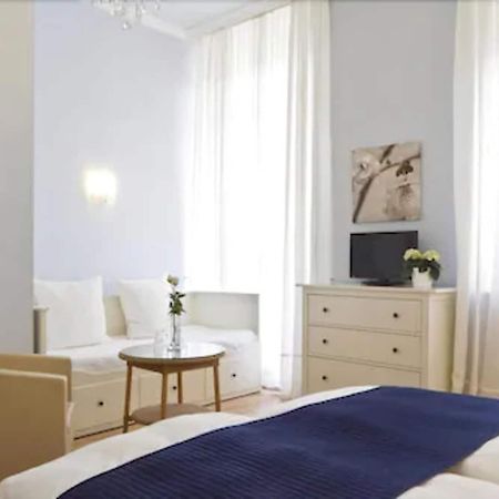 Buchholz Downtown Hotel Кёльн Экстерьер фото